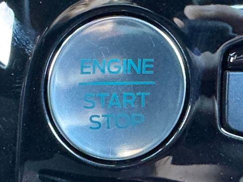 Used 2023 Ford Escape ST-Line Elite image 15