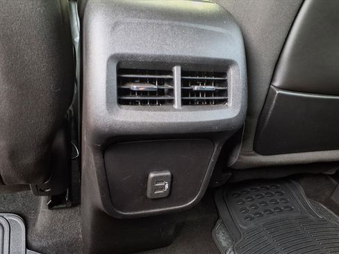 Used 2018 GMC Terrain SLE image 24