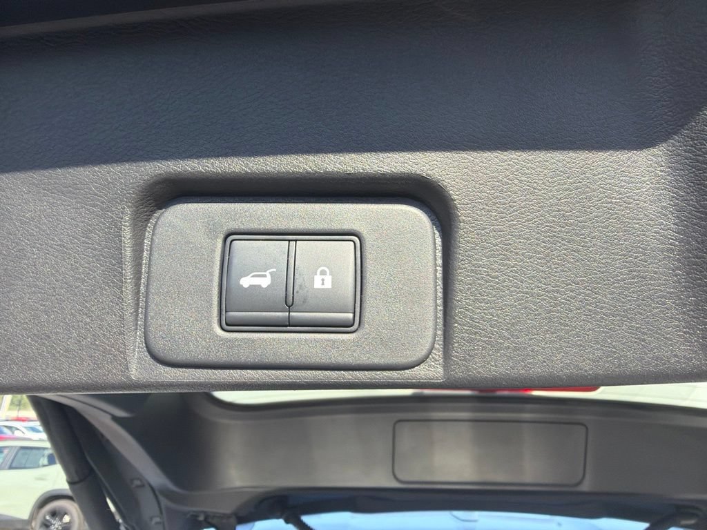 Used 2024 Nissan Rogue SL w/ SL Premium Package FWD image 14