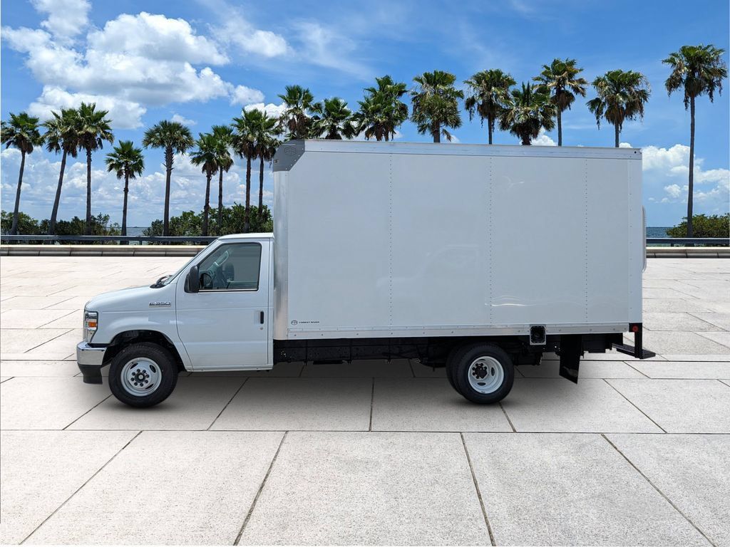 New 2026 Ford E-350 and Econoline 350 Super Duty w/ Power Equipment Group RWD image 6