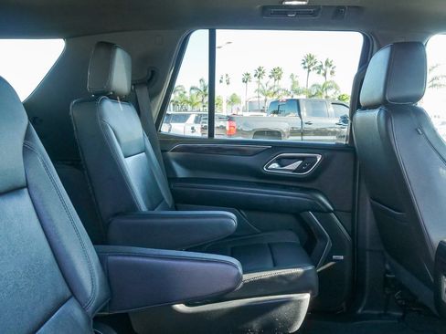 Used 2022 Chevrolet Tahoe Z71 w/ Z71 Off-Road Package image 15