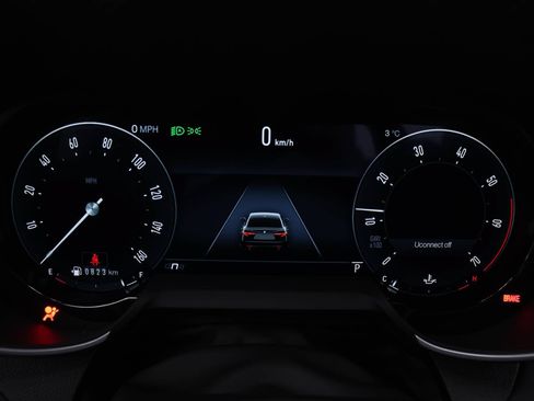 New 2026 Alfa Romeo Giulia AWD image 9