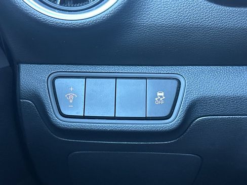 Used 2024 Kia Forte LXS FWD image 25