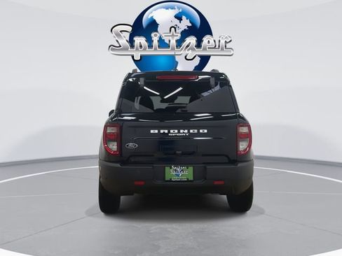 Used 2024 Ford Bronco Sport Outer Banks w/ Tech Package image 2