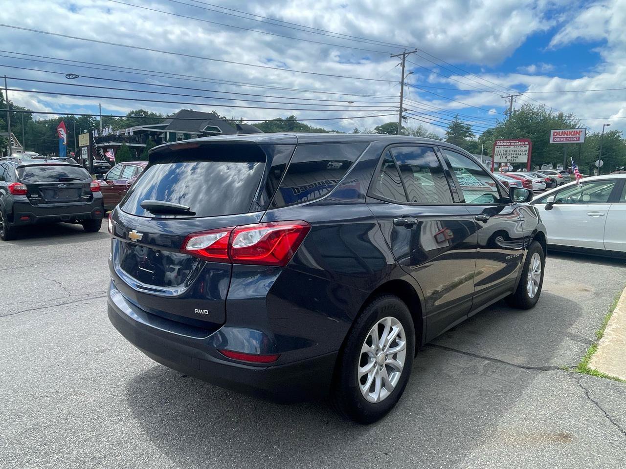 Used 2019 Chevrolet Equinox LS w/ LS Convenience Package AWD/4WD image 4
