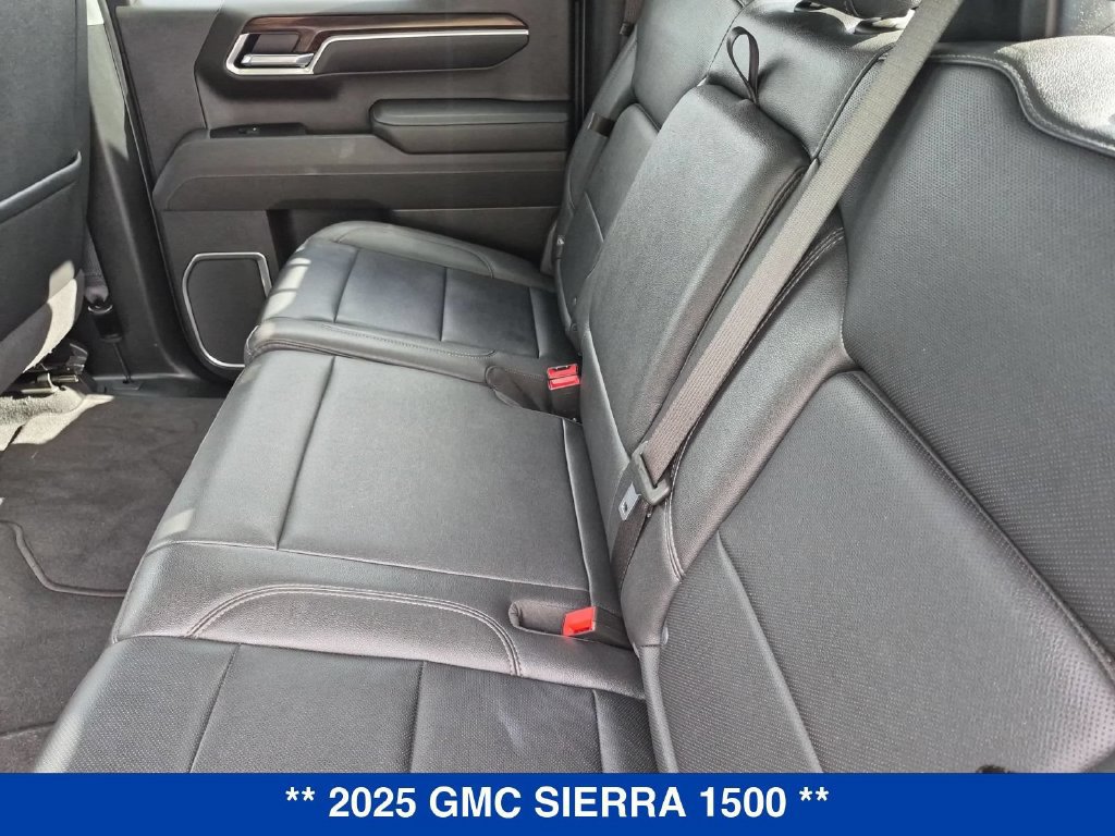 Used 2025 GMC Sierra 1500 SLT w/ SLT Premium Package AWD/4WD image 16