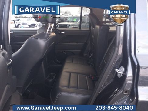 Used 2016 Jeep Patriot High Altitude image 18