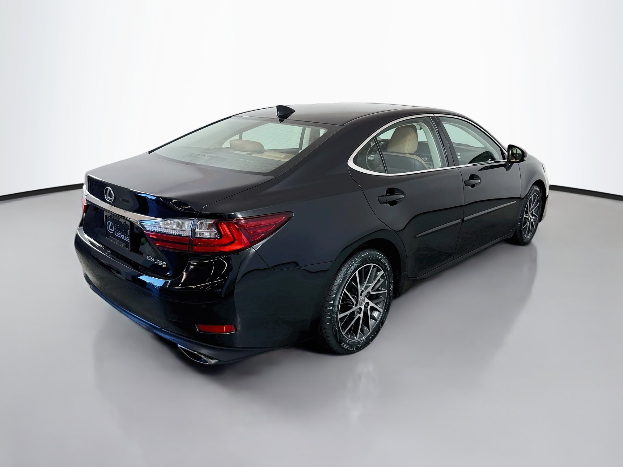 Used 2018 Lexus ES 350 w/ Luxury Package w/Wood Trim FWD image 7