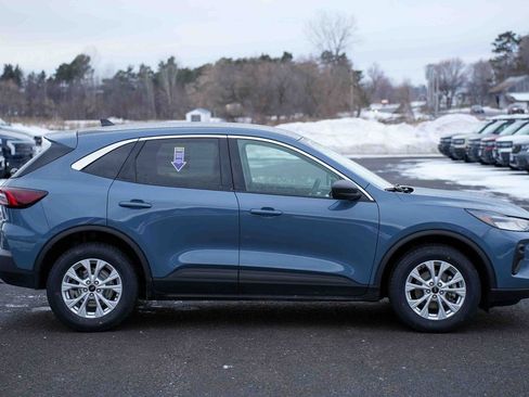 Used 2023 Ford Escape Active w/ Tech Pack #1 image 4