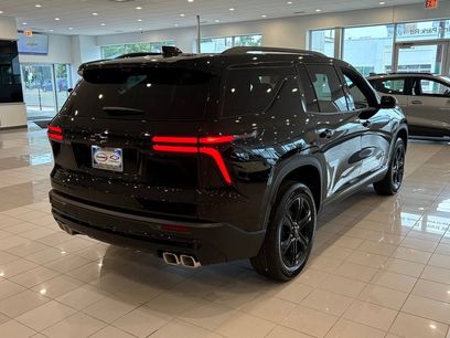 New 2027 Chevrolet Traverse LT w/ Enhanced Driving Package