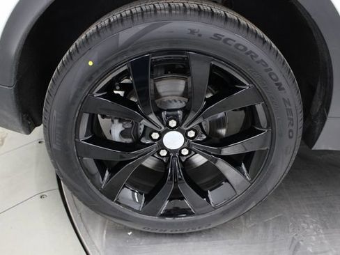 Used 2023 Land Rover Discovery Sport SE AWD/4WD image 46