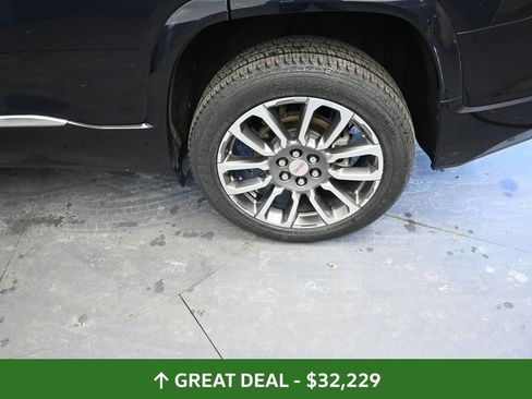 Used 2022 GMC Acadia Denali w/ Denali Ultimate Package image 21
