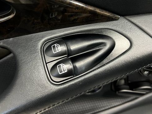 Used 2005 Mercedes-Benz SL 500 image 15