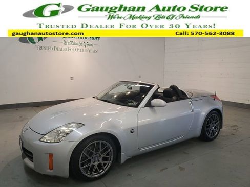 Used 2006 Nissan 350Z Touring image 1