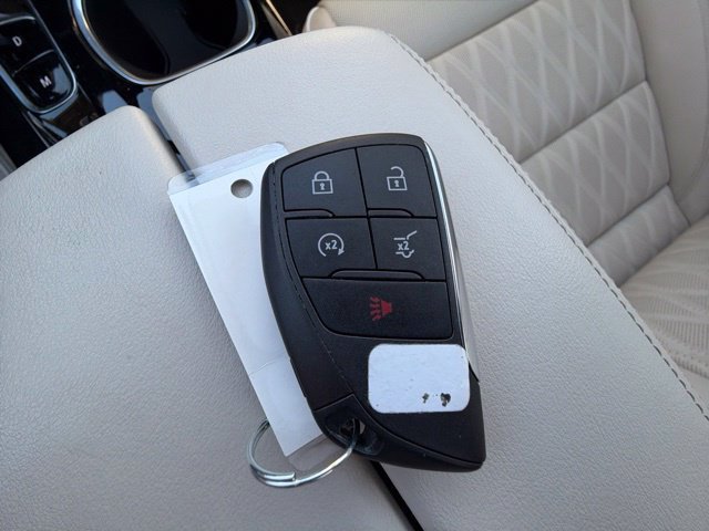 Used 2023 Buick Envision Avenir AWD/4WD image 14