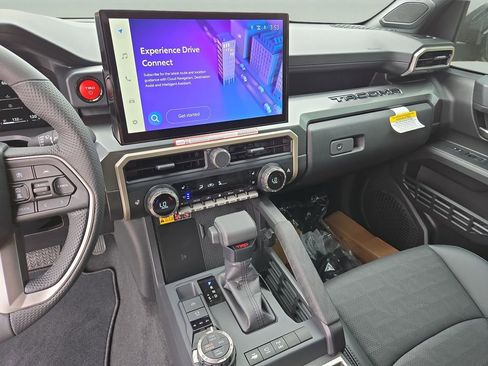 New 2026 Toyota Tacoma TRD Off-Road w/ TRD Off Road Premium Package AWD/4WD image 15