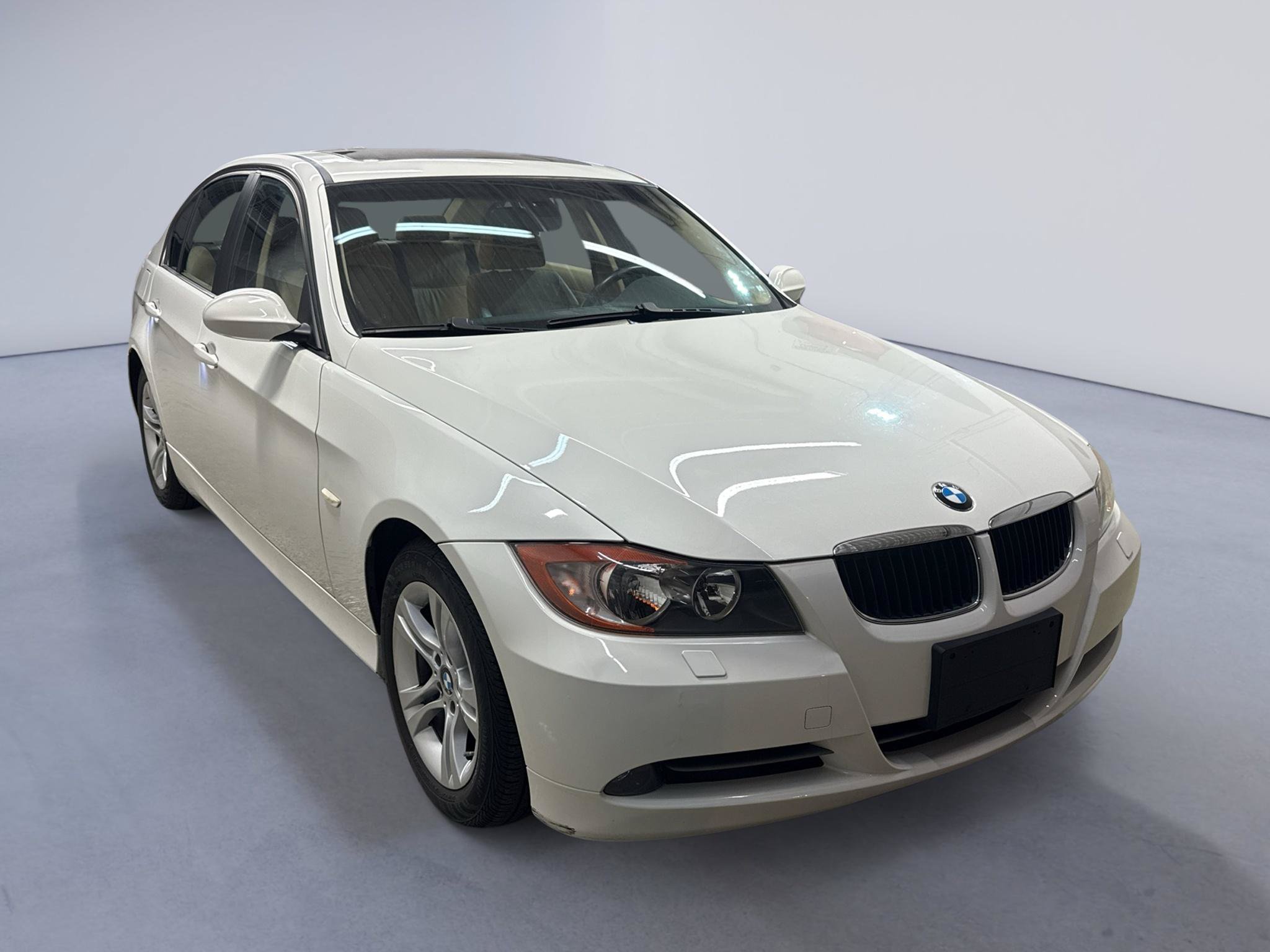 Used 2008 BMW 328xi Sedan AWD/4WD image 1