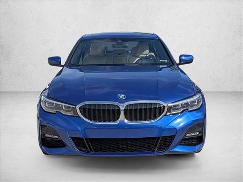 Used 2022 BMW 330e w/ M Sport Package RWD image 2