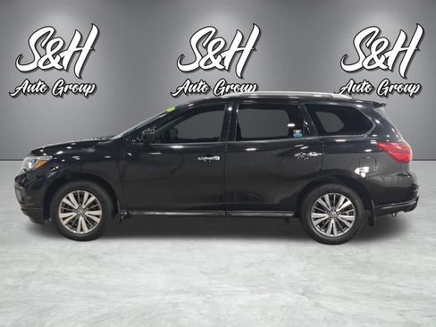Used 2018 Nissan Pathfinder S AWD/4WD image 14