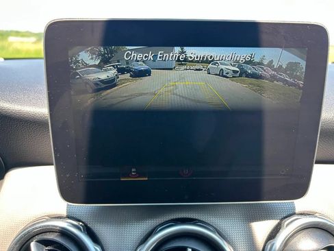 Used 2020 Mercedes-Benz GLA 250 4MATIC image 25