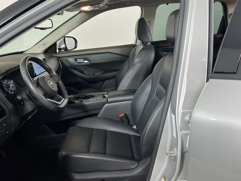 Used 2023 Nissan Rogue SL w/ SL Premium Package image 22