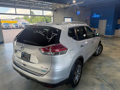 Used 2015 Nissan Rogue SL AWD/4WD image 2