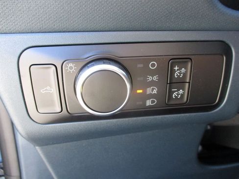 New 2025 Ford Maverick XLT w/ XLT Luxury Package image 11