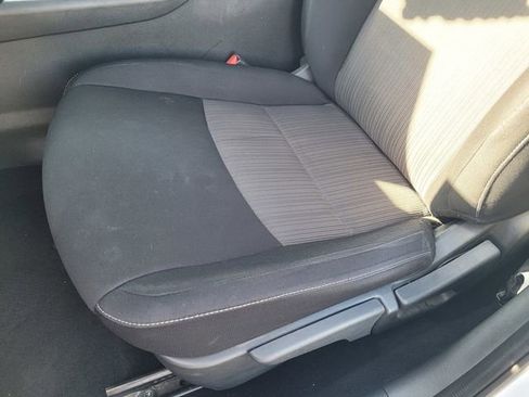 Used 2021 Nissan Sentra SV FWD image 11