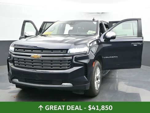 Used 2023 Chevrolet Suburban Premier image 35