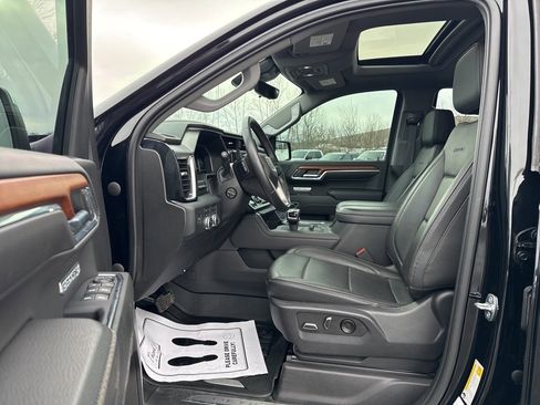 Used 2023 GMC Sierra 1500 Denali w/ Denali Reserve Package image 18