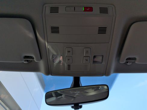 Used 2023 Volkswagen Jetta S image 26