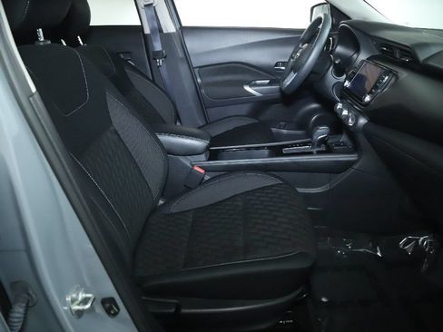 Used 2023 Nissan Kicks SV FWD image 35