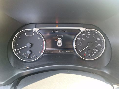Certified 2024 Nissan Sentra SR w/ Lighting Package FWD image 14