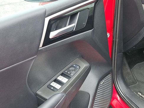 Used 2025 Mitsubishi Outlander SE AWD/4WD image 15
