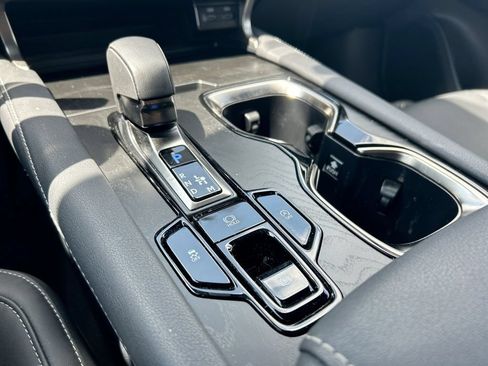 Used 2025 Lexus RX 350 Premium w/ Accessory Package (Z1) FWD image 3