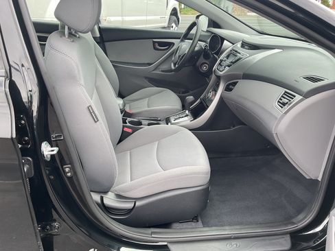 Used 2013 Hyundai Elantra GLS w/ Preferred Pkg FWD image 11