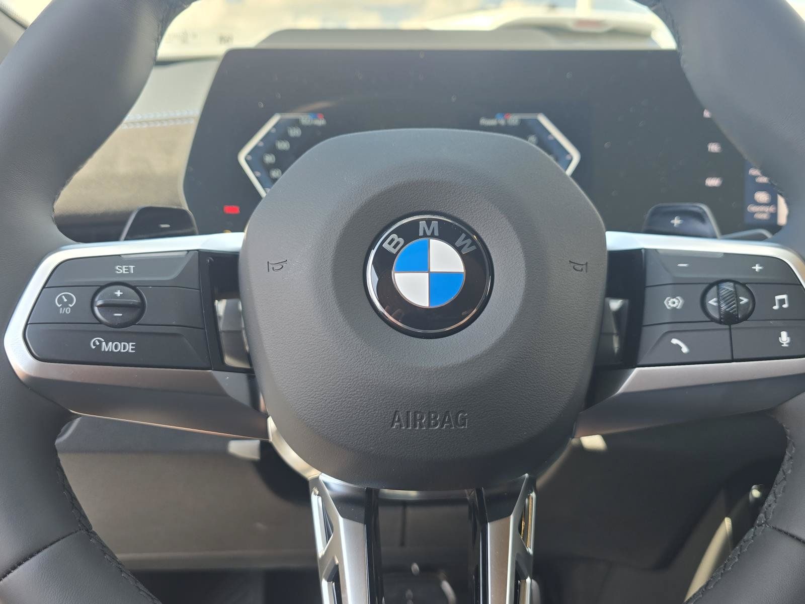 New 2026 BMW X2 xDrive28i w/ Technology Package AWD/4WD image 11