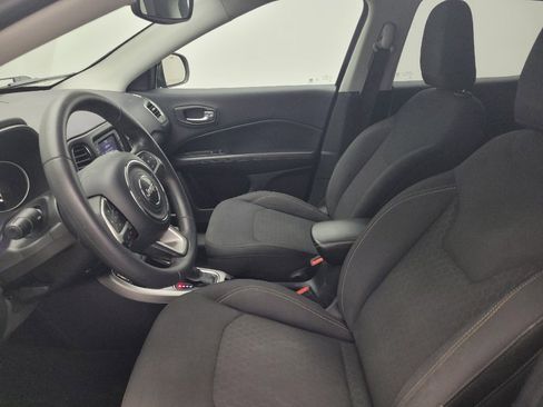 Used 2018 Jeep Compass Sport FWD image 17