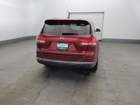 Used 2018 Kia Sorento LX AWD/4WD image 7