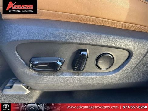 Used 2025 Lexus RX 350h image 22