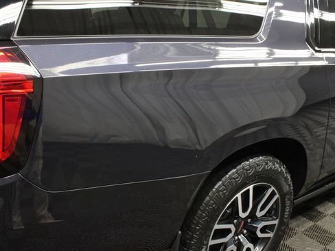 Used 2024 GMC Yukon XL AT4 w/ AT4 Premium Plus Package AWD/4WD image 44