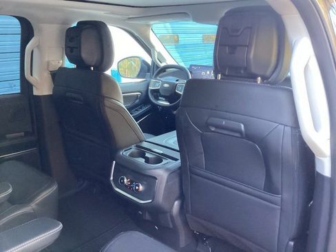 New 2026 Ford Expedition Platinum w/ Driver's Package AWD/4WD image 41