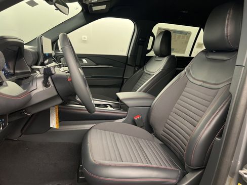 New 2025 Ford Explorer ST-Line image 27