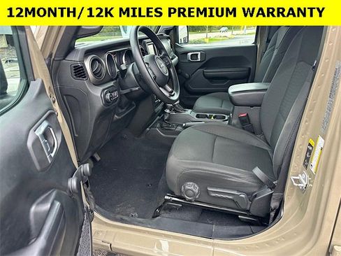 Certified 2020 Jeep Gladiator Sport image 12