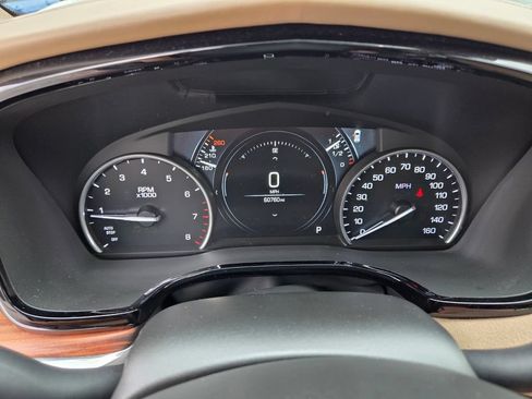 Used 2018 Cadillac XT5 Platinum w/ Driver Assist Package AWD/4WD image 33