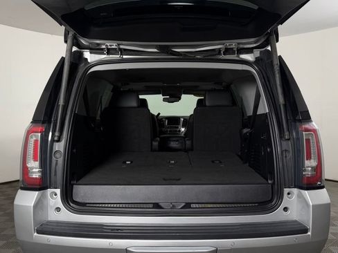Used 2020 GMC Yukon SLT AWD/4WD image 12