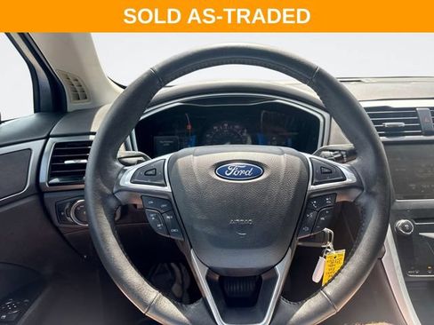 Used 2014 Ford Fusion SE FWD image 14