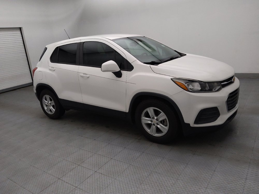 Used 2021 Chevrolet Trax LS w/ Tint and Cruise Package FWD image 11