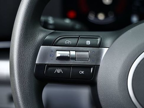 Used 2024 Hyundai Kona SE AWD/4WD image 31