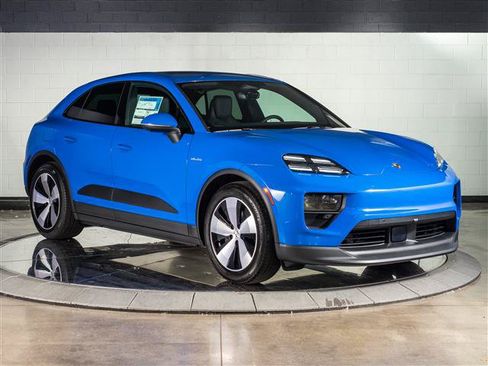 Used 2026 Porsche Macan Electric RWD image 9